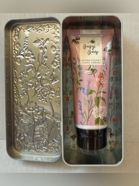 Heathcote & Ivory Busy Bees Vegan Honey Hand Cream in collectible tin